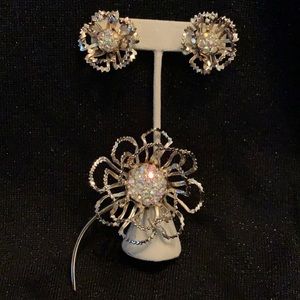 Vintage Sarah Coventry Pin and Earrings